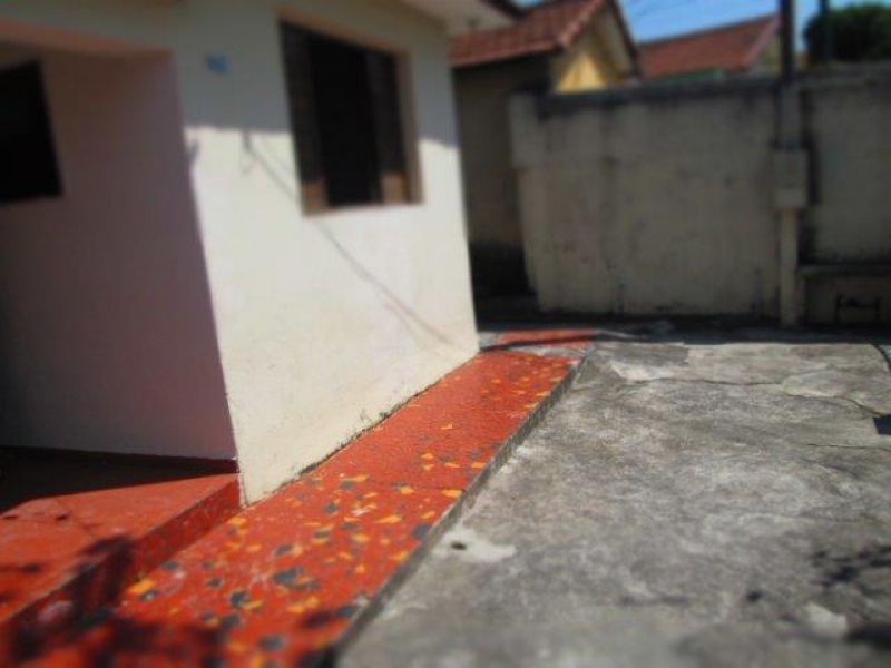 2 casas  - v. homero thon - (315m2) -bom p/construtor ou renda  - terreno plano