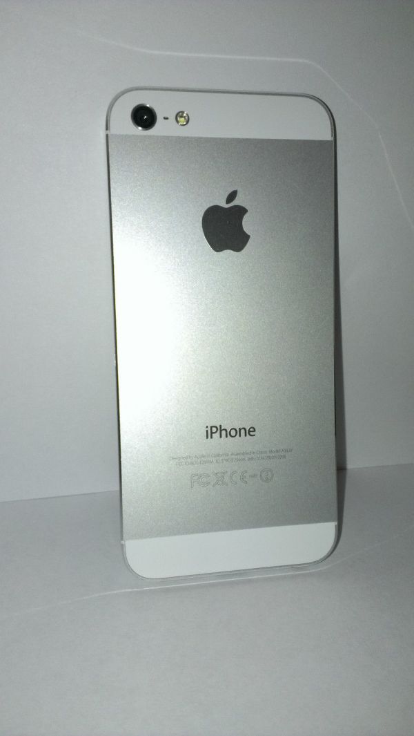 Apple iPhone 5 16Gb $260 Buy2Get1