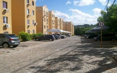 Apartamento á Venda em Cidade Satélite