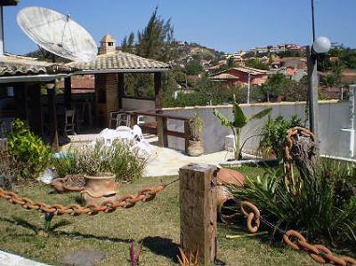 Ótima Casa Duplex em Condomínio com vista mar a venda em Buzios