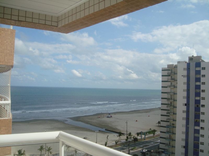 Apto 1 dorm. frente ao mar no Boqueirão