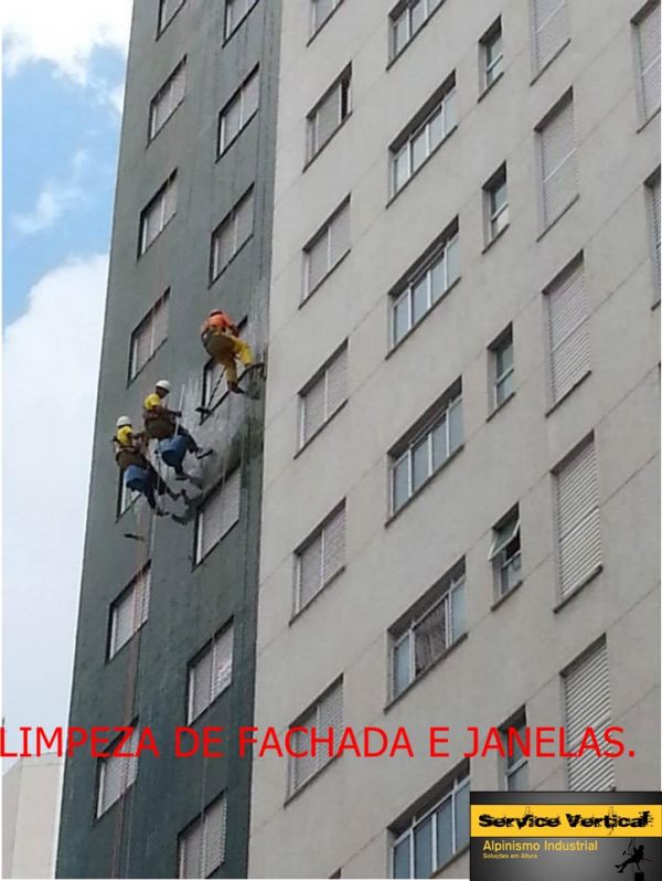 Service vertical alpinismo industrial soluções em altura
