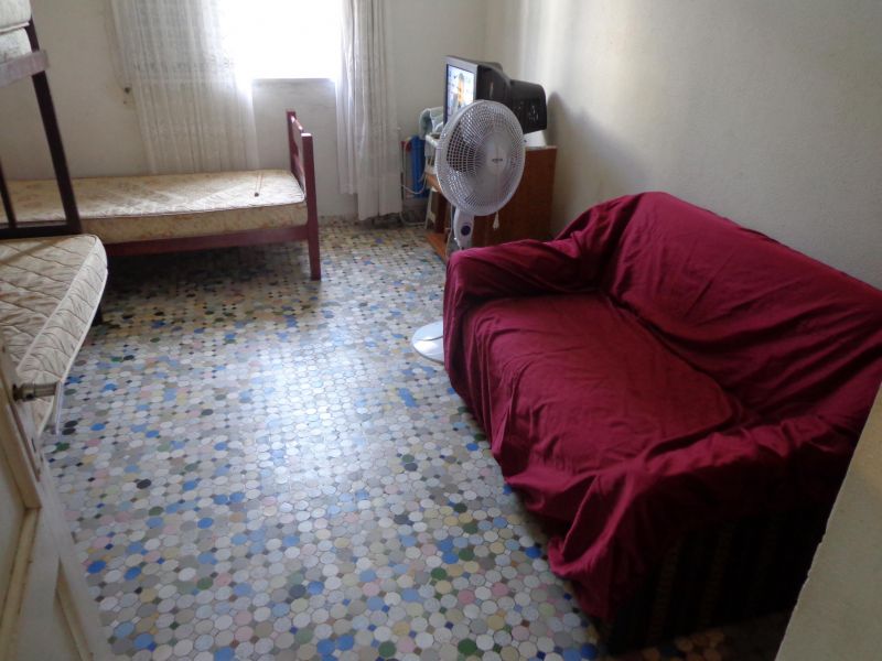 Kitão em Praia Grande na Guilhermina, mobiliado com Garagem