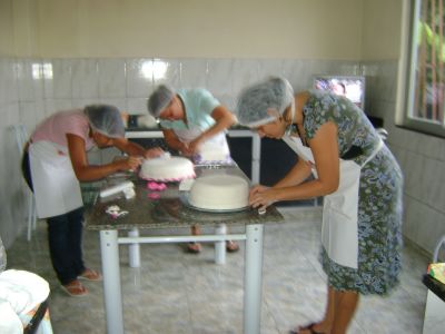 Curso de confeitagem e modelagem em pasta americana