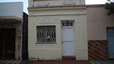 CASA PADRÃO - CÓD. 737