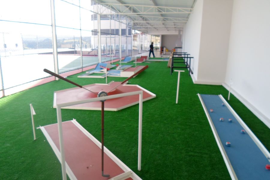 Mini golfe para pequenas áreas 