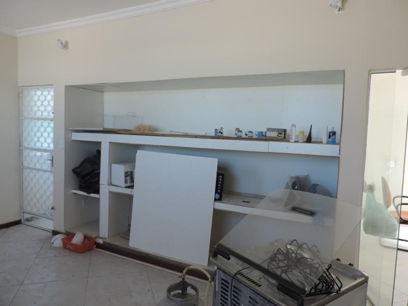 Vendo prédio comercial em Campo Grande.