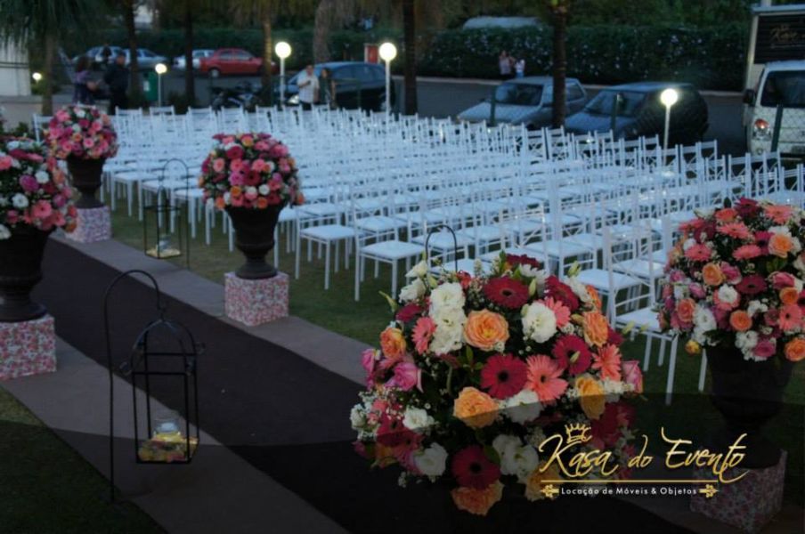 Aluguel de mesas e cadeiras (19) 3012-2915