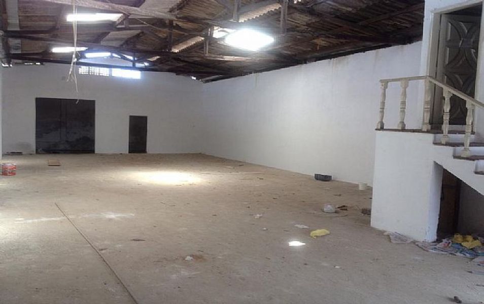 Ponto Comercial em Dix-Sept Rosado - Cód. 1169