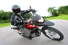 Honda - NXR 150 Bros ES -2011 - Laranja /Cinza - R$ 1.850,00