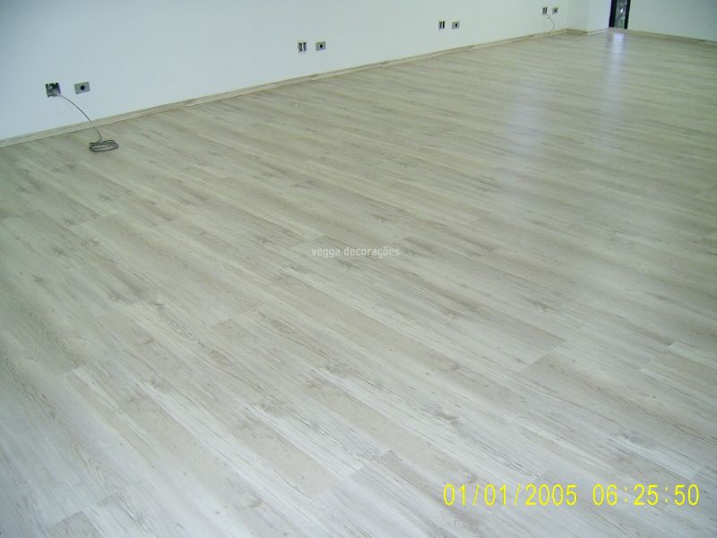 Piso Laminado Eucafloor Prime R$ 54,90 m²**