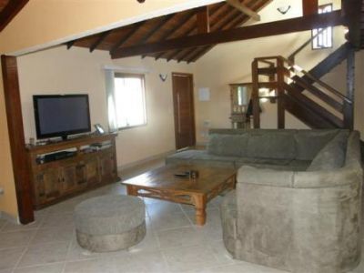 Mansão em Búzios num terreno de 1000 m² com indevassável vista para o mar.