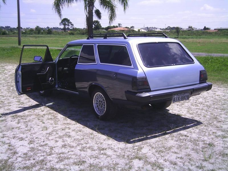Caravan 6cc 1986 troco