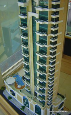Tommaso maquetes