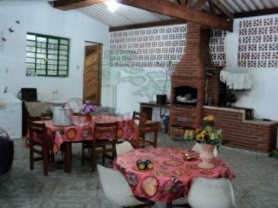 Linda chácara a venda em Juquitiba com 4 dormitórios por apenas 110mil 