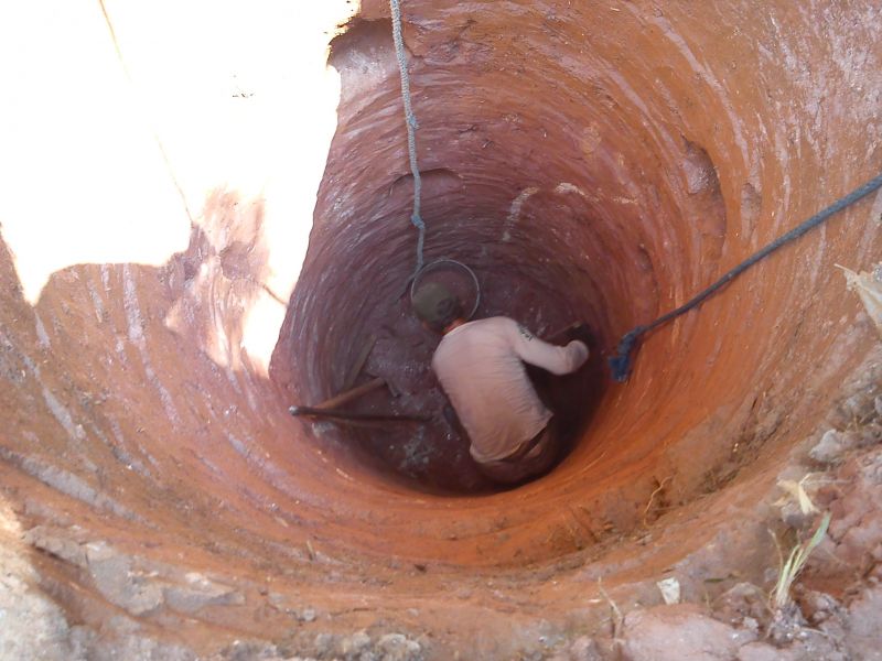 Equijatos Desentupidora e Limpa Fossas