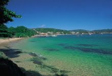 BOMBINHAS SC - APARTAMENTO diarias 5ate7 pessoas  