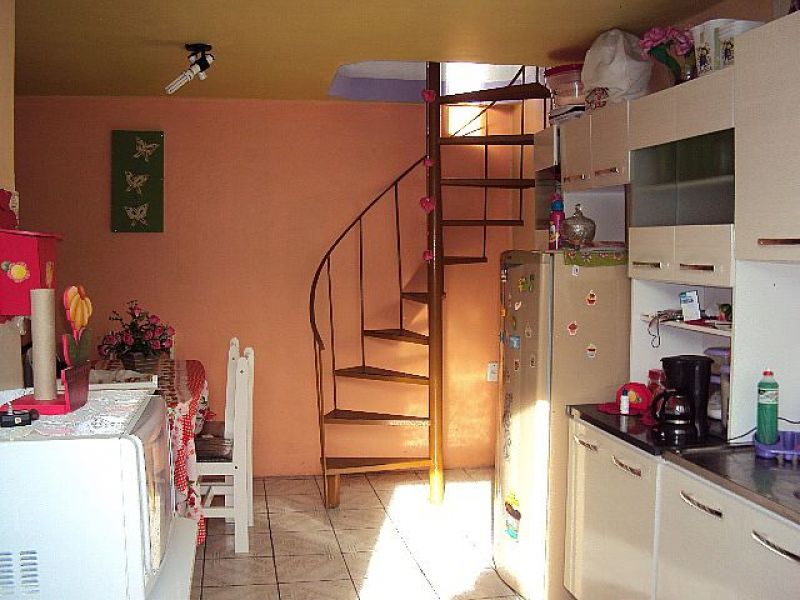 Casa de barbada boa e barata,em ótimo estado de cons...