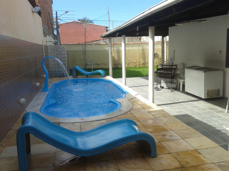 Casa com Piscina e Area de Lazer para Alugar na Barra Nova