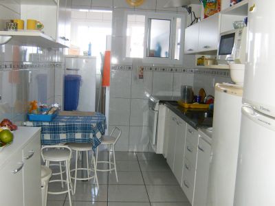 Criança Feliz na Praia Grande