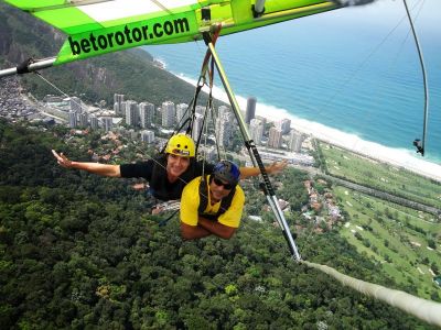 Aula de asa delta e paraglider na Pedra da Gávea  RJ
