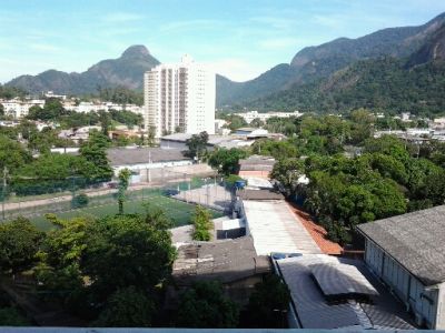 EXCELENTE APTO NA CURICICA 2 QUARTOS PRÓX AO PROJAC.