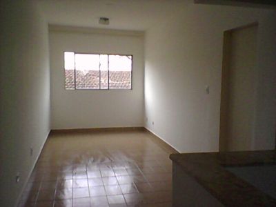 Vende-se Apto praia grande-sp
