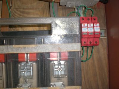 ELETRICISTA Instalador e Manutenção Elétrica