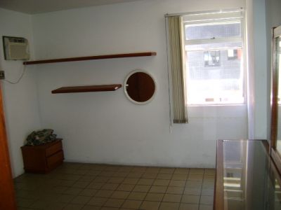 APTO QTO/SLA À 30 m DO MAR DA BELA PRAIA DA PONTA VERDE 