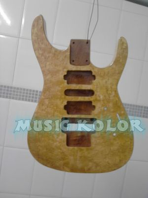PINTURA DE GUITARRA - MUSIC KOLOR