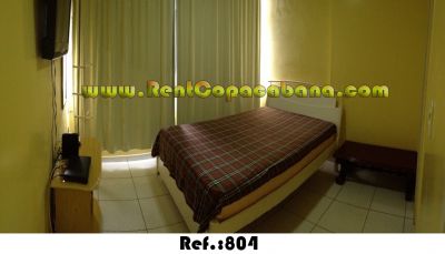 Quarto e sala na quadra da praia de Copacabana Ref.804