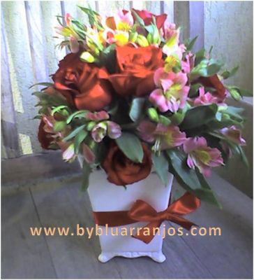 By Blu Arranjos Florais Personalizado