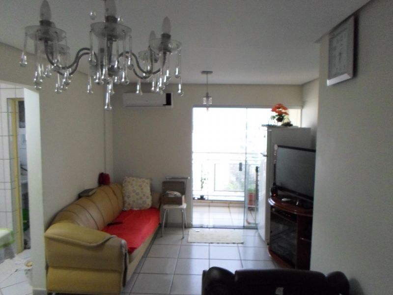  Residencial Village dos Alpes, 02 qts, sala com varanda