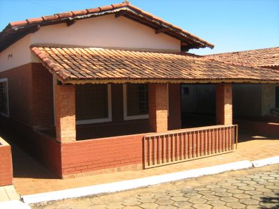 CHALÉS EM CALDAS NOVAS