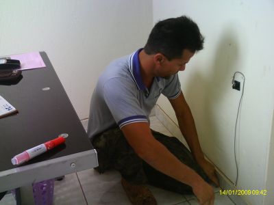 KRIATIVA REPAROS E DEDETIZAÇÃO LTDA