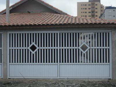 Sobrado novo 03 suites 03 vagas na Praia Grande - SP - pré-sal