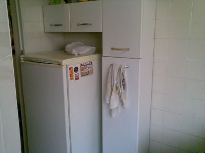 vendo apto 2 qtos champagnat/ R$200.000,00