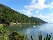 ÁREA PARA MARINA EM BOMBINHAS - BÁRBADA