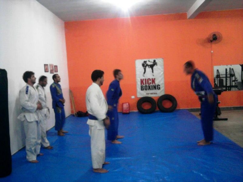 Tiger Academia Perus