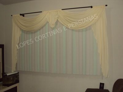 LAVAGEM DE CORTINAS E PERSIANAS
