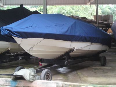 Capas Náuticas, Capotas Náuticas e Toldos Náuticos para lanchas barcos e veleiros