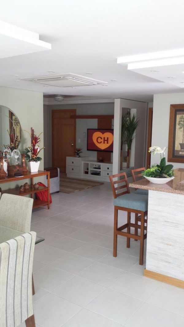 Belíssimo apartamento 3 dormitórios decorado, Capão da Canoa