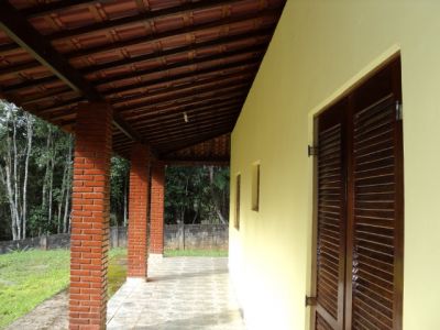 CHACARA A VENDA EM JUQUITIBA PARA LAZER OU MORADIA OTIMO VALOR COD 77