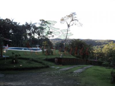Lindo sítio a venda em Juquitiba lazer completo fino acabamento 330mil