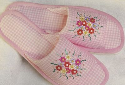 Aprenda a fazer chinelos de pano. receba apostila atualizada e ilustrada com fotos passo a passo