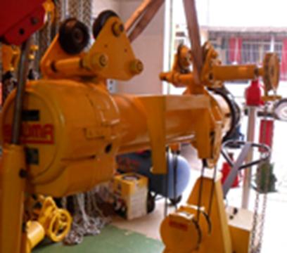 *construímos*reformamos e efetuamos pequenos reparos*