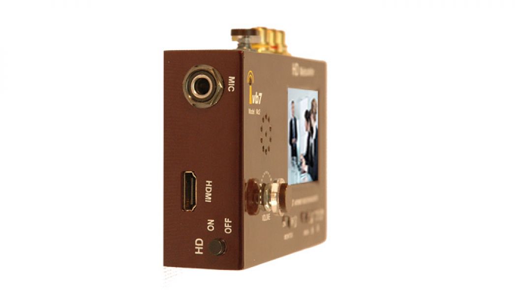 Ivb7 HD/AV Premium Webcaster with Monitor