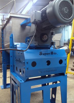 FABRIQUE SUAS TINTAS ULTILIZANDO BATEDOR DE TINTAS RIBBON BLENDER
