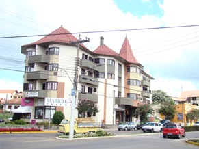 APTO 2 DORM COM VAGA