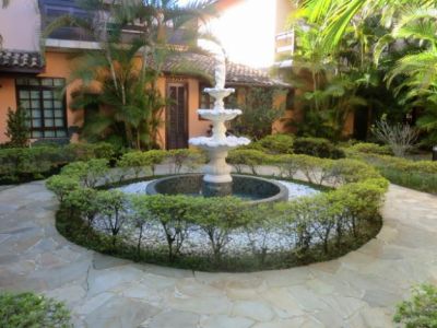 ALUGO CASA NA PRAIA FRENTE AO MAR